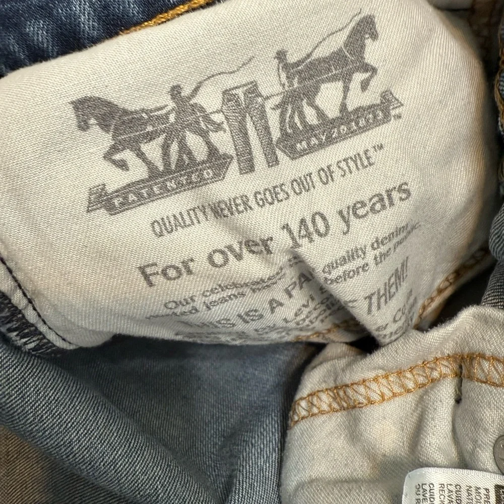Jeans Levi’s 511 Slim Fit Jeans Men’s 33 Medium Wash Denim Y2k
